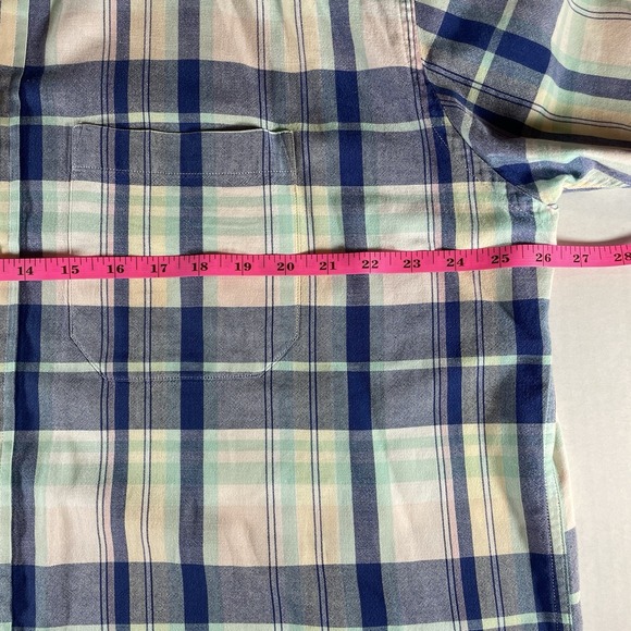 Pendleton Men's XL Short Sleeve Plaid Button-Up Shirt - Picture 5 of 7